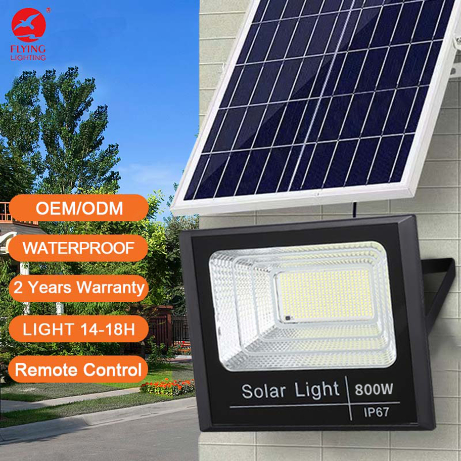 Bright Solar Powered LED Flood Light ABS IP65 Rechargeable 200W-800W 120 Beam Angle 2700-6500K Color Temp for Yard Farm