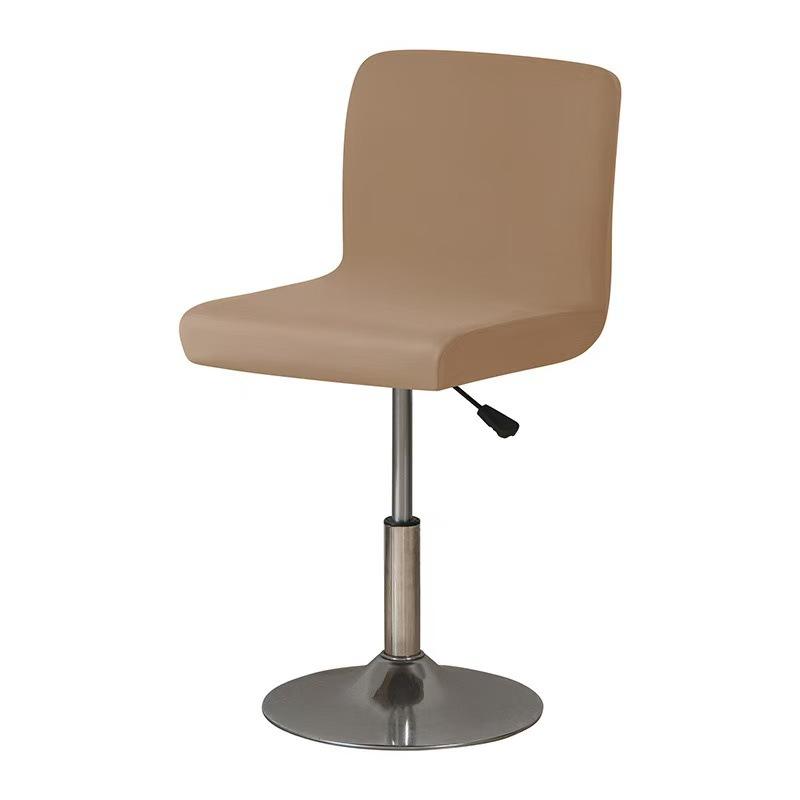 Chaise à dossier bas en treillis camel-bar, dossier pas plus de 45 cm