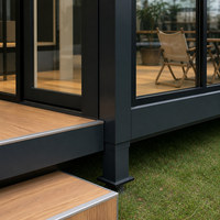 Bâtiment modulaire contemporain en conteneurs pour l'habitation familiale et les vacances