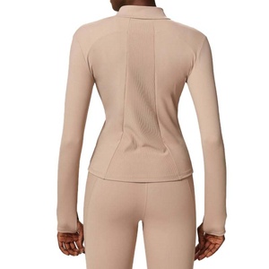 ชุดโยคะผู้หญิงแบบสั่งทำพิเศษ ไร้รอยต่อ ระบายอากาศได้ดี เหมาะสำหรับออกกำลังกายกลางแจ้ง เสื้อคอสูงแบบมีซิป ชุดโยคะสำหรับเล่นกีฬา - Product Image 2