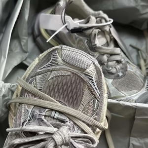 Venta Directa de Fábrica, Zapatos Deportivos Casuales de Lujo de Diseñador de Alta Calidad, Balen3XL, Nuevo Estilo, para Hombre y Mujer, Zapatos Gruesos con Luces - Product Image 1