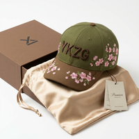 Gorra de Béisbol de Lujo con Bordado 3D Personalizado, Caja de Regalo Premium, Bolsa de Satén, Gorra de 6 Paneles con Bordado Floral y Logotipo