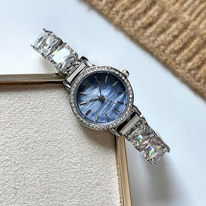 Reloj de pulsera de nácar y circón de gama alta para mujer Reloj de cuarzo sofisticado y nicho - Product Image 1