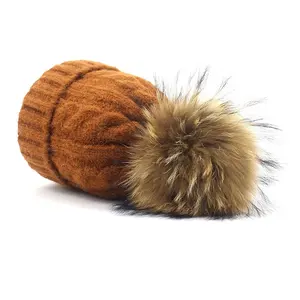 15cm Adulte Bonnet Chapeau Détachable <span class=keywords><strong>Fourrure</strong></span> De Raton Laveur Pompons Femmes Tricoté <span class=keywords><strong>Toque</strong></span> Bonnet Chapeaux - Product Image 3