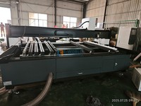 Machine de sablage laser professionnelle 1325 pour la gravure sur verre miroir CNC automatique