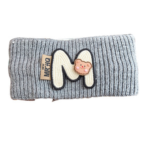 Fascia per capelli in lana lavorata a maglia a tesa larga stile coreano per bambini, con logo a lettera M, versatile, calda, antivento, protettiva per le orecchie, per street dance - Product Image 1