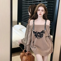 Pull en tricot à épaules dénudées avec bretelles à boucles et imprimé vieilli |   Pull oversize Y2K pour femme, haut confortable style automne et hiver