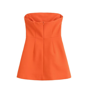 SHENZHU Collezione Primavera 2025 Donna Nuovo Abito Corto Senza Spalline a Tubino Tinta Unita 3067311 Stile Dolce in Tessuto Pettinato Tinto in Tinta Unita - Product Image 2