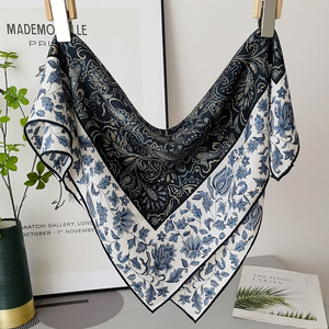 Scialle in <span class=keywords><strong>Cashmere</strong></span> con stampa a doppia faccia lucida alla moda da <span class=keywords><strong>donna</strong></span> <span class=keywords><strong>sciarpa</strong></span> in <span class=keywords><strong>seta</strong></span> in Pashmina <span class=keywords><strong>sciarpa</strong></span> in <span class=keywords><strong>seta</strong></span> - Product Image 4