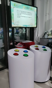 de elevación eléctrica del fabricante se utiliza como accesorio para salas de exposiciones y eventos promocionales - Product Image 6