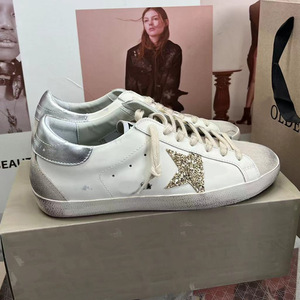 Foreign Trade 2026 Full-grain <strong>Leather</strong> Distressed Small White <strong>Sneakers</strong> Men Women Casual Versatile Fashion Board Shoes Lace-Up - Product Image 4