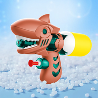 Pistolet à eau requin multicolore Jouet en plastique pour les batailles d'été en plein air, les fêtes à la piscine, les enfants et la famille.
