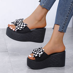 2025 <b>Summer</b> Women's New Butterfly Bow Grid Thick Bottom Large Women's Slippers - Product Image 4