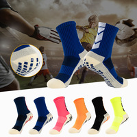 Chaussettes de compression sportives élastiques OEM d'usine, logo personnalisé, en coton, pour adultes, antidérapantes, décontractées, séchage rapide, respirantes, pour le printemps