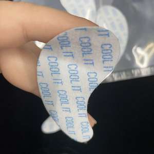 Parches <span class=keywords><strong>de</strong></span> Gel para <span class=keywords><strong>Ojos</strong></span> con Logotipo Personalizado, Veganos, con Cafeína, Niacinamida y Vitamina C |   Mascarilla Facial Nocturna para <span class=keywords><strong>Piel</strong></span> Cansada OEM/ODM - Product Image 3