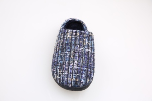 Pantuflas de Invierno de Lujo para Parejas, Cálidas, Suaves, de Felpa, Transpirables, con Suela de TPR Iluminada, Parte Superior de Punto y Forro de Lana de Cordero - Product Image 5