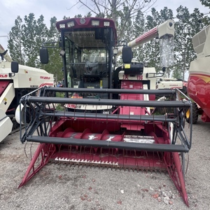 Cosechadora Combinada de Segunda Mano para Arroz, Trigo y Maíz, Motor de 135 Hp, Buen Estado, Origen Shandong - Product Image 5