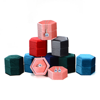 Boîte à bijoux personnalisée en velours portable avec logo personnalisé, boîte à bagues, boîte à boucles d'oreilles, boîte à colliers, boîte de rangement pour bijoux