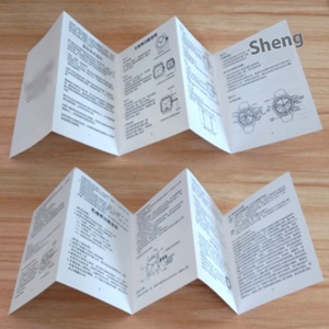 Tùy chỉnh màu đen và trắng Brochure năm trang xem hướng dẫn sử dụng với thiết kế bìa cứng 60% - Product Image 1