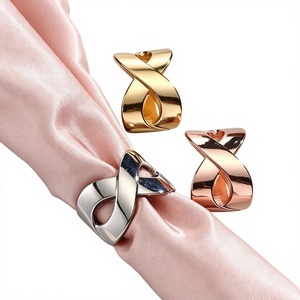 Clip para Bufanda Estilo Coreano Minimalista de Aleación en Forma de 8, de Alta Gama, con Acabado Brillante, Accesorio para Chales de Mujer - Product Image 2