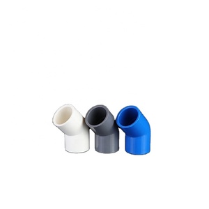 Raccords de tuyauterie en <span class=keywords><strong>PVC</strong></span> coudés à 45 degrés, semi-courbés, résistants à la corrosion, surface lisse, épaissis, blanc, gris, bleu - Product Image 1
