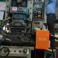 Machine d'alimentation NC LIHAO certifiée CE, directement de l'usine, moteur en acier inoxydable, alimentation haute vitesse (jusqu'à 20 m/min), contrôle PLC pour le métal