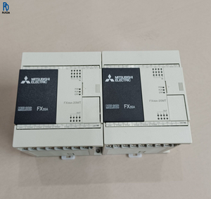 Module de contrôle logique programmable PLC FX3SA-20MT-CM, équipement d'automatisation industrielle en état 95% - Product Image 1