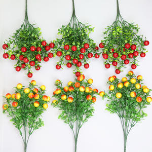 <span class=keywords><strong>Boule</strong></span> <span class=keywords><strong>de</strong></span> baies <span class=keywords><strong>de</strong></span> houx artificielles <span class=keywords><strong>en</strong></span> <span class=keywords><strong>mousse</strong></span> + plastique 33 cm, guirlande <span class=keywords><strong>de</strong></span> décoration pour arbre <span class=keywords><strong>de</strong></span> Noël d'Halloween, intérieur/extérieur, fête <span class=keywords><strong>de</strong></span> famille, mariage, bricolage - Product Image 1