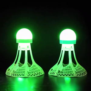 Volani cavi antivento dal Design incandescente in Nylon palloni da Badminton luminosi da allenamento notturno - Product Image 2