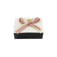 Calendrier de l'Avent de Noël personnalisé Emballage en carton Fermeture à ruban pour double porte ouverte Matériau éponge recyclé Stratification mate