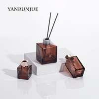 Ensemble de diffuseur de roseaux en verre carré haut de gamme 500ML Ornement d'aromathérapie à la maison écologique de grande capacité pour un parfum durable