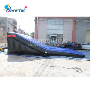 Airbag gonflable pour <span class=keywords><strong>skatepark</strong></span>, rampe d'atterrissage gonflable, airbag bmx avec cale - Product Image 1