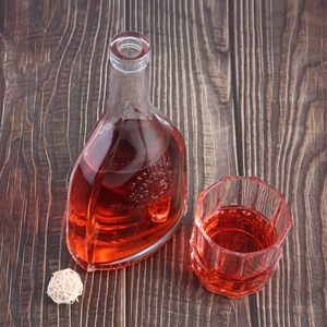 Botella <span class=keywords><strong>de</strong></span> <span class=keywords><strong>Licor</strong></span> <span class=keywords><strong>de</strong></span> <span class=keywords><strong>Agave</strong></span>, Whisky, Brandy, Tequila Xo <span class=keywords><strong>de</strong></span> Lujo <span class=keywords><strong>de</strong></span> 700 ml, Vidrio Flint Transparente, con Superficie Grabada con Ácido, Tapa Corona, Tamaños <span class=keywords><strong>de</strong></span> 375 ml/300 ml - Product Image 2