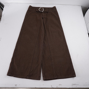 Jean marron taille basse à jambes larges, coupe ample et drapée, style Maillard vintage, effet flatteur, pour un look décontracté et tendance. - Product Image 6