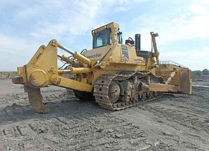 Bulldozer Komatsu D475 usado en Japón Bulldozer original grande tipo oruga con componente de núcleo de motor de gran venta - Product Image 3