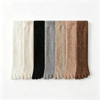Chaussettes d'hiver pour hommes, 5 doigts, en polyester, absorbant la transpiration, thermiques, mi-mollet, en polaire corail épaisse, pour l'intérieur, pour dormir