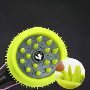 Le pommeau de douche de Massage de dispositif de bain d'animal familier en plastique professionnel de Silicone inclut le shampooing d'animal familier <span class=keywords><strong>pour</strong></span> des accessoires de robinet de salle de bains de <span class=keywords><strong>chien</strong></span> de chat - Product Image 3