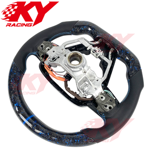 Volante Deportivo de Fibra de Carbono Forjado con LED Personalizado para Toyota Camry SE XSE TRD Corolla LE RAV4 Supra 86 2012-2024 - Product Image 2