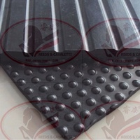 Haute qualité Durable 1.22m * 1.83m anti-dérapant tapis en caoutchouc de vache matelas de décrochage de cheval feuille de caoutchouc industriel