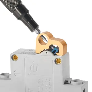 Bloqueo de disyuntor simple de seguridad de aleación de aluminio en miniatura con tornillos de montaje