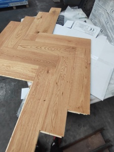 Suelo de Madera Maciza de Roble de Varias Capas para Interiores, Parqué en Espiga para Sala de Estar, Oferta Relámpago - Product Image 1