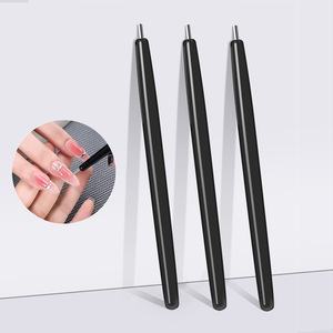 Stylo magnétique puissant pour la pose de perles métalliques, outil de manucure pour la pose de breloques et de strass pour le nail art - Product Image 1