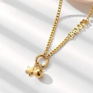 Collar de Perlas Redondas con Estrella de Cinco Puntas, Chapado en Oro de 18k, de Acero Inoxidable, Resistente al Agua y al Deslustre, con Logotipo Personalizado para Mujer - Product Image 4