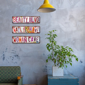 Décoration murale en métal long et assemblé avec texte 'Nail Tech Have Woman Cave Beauty Blvd' - Product Image 5