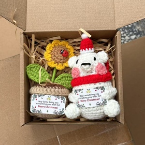 Nuevo Muñeco de Santa Claus Tejido a Crochet en Acrílico con Caja de Regalo, Diseños Hechos a Mano para <span class=keywords><strong>Navidad</strong></span> y San Valentín, Muñecos de Nieve y Hombres de Jengibre - Product Image 5