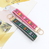 Gantungan Kunci Gelang Bohemian Tali Gaya Etnik Pola Bunga Warna-warni Tali Pergelangan Tangan untuk Kunci Tempat Kunci Mobil untuk Wanita