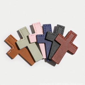Marcadores de Páginas Elegantes de Cuero PU con Diseño Cruzado y Colorido, Regalo Promocional para Estudiantes y Amantes de la Lectura - Product Image 1