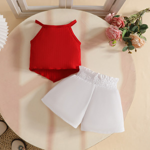 Set di <span class=keywords><strong>Abbigliamento</strong></span> Estivo per <span class=keywords><strong>Bambina</strong></span> 0-3 <span class=keywords><strong>Anni</strong></span>, Top Floreale Senza Maniche con Bretelle Singole a V + Pantaloncini - Product Image 4