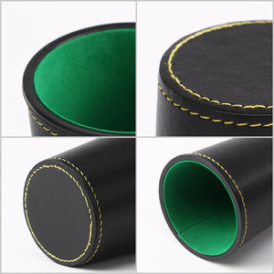 Gobelets à dés en cuir PU pour jeux de société de casino, gobelet à dés en gros, logo personnalisé - Product Image 2