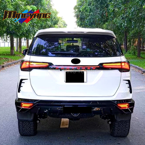 Kit de carrocería para <span class=keywords><strong>Toyota</strong></span> Fortuner, kit de carrocería con diseño de <span class=keywords><strong>URUS</strong></span>, para modelos de 2016 a 2021 - Product Image 2